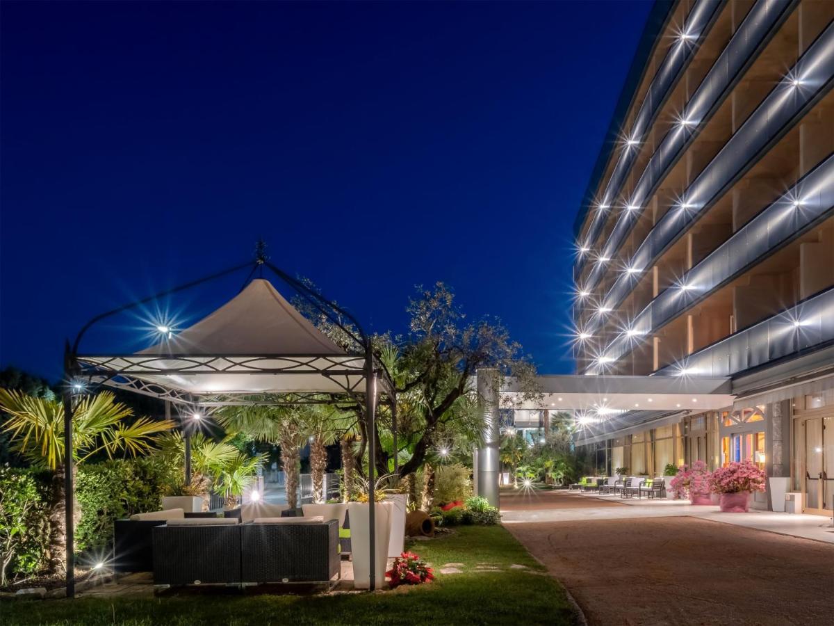 Hotel Terme Cristoforo อาบาโนแตร์เม ภายนอก รูปภาพ