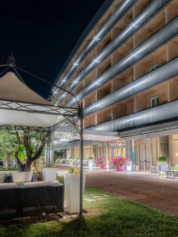 Hotel Terme Cristoforo อาบาโนแตร์เม ภายนอก รูปภาพ