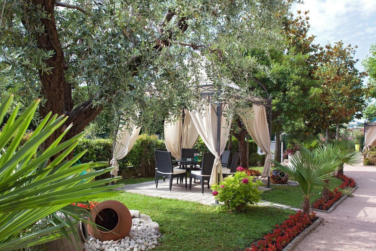 Hotel Terme Cristoforo อาบาโนแตร์เม ภายนอก รูปภาพ