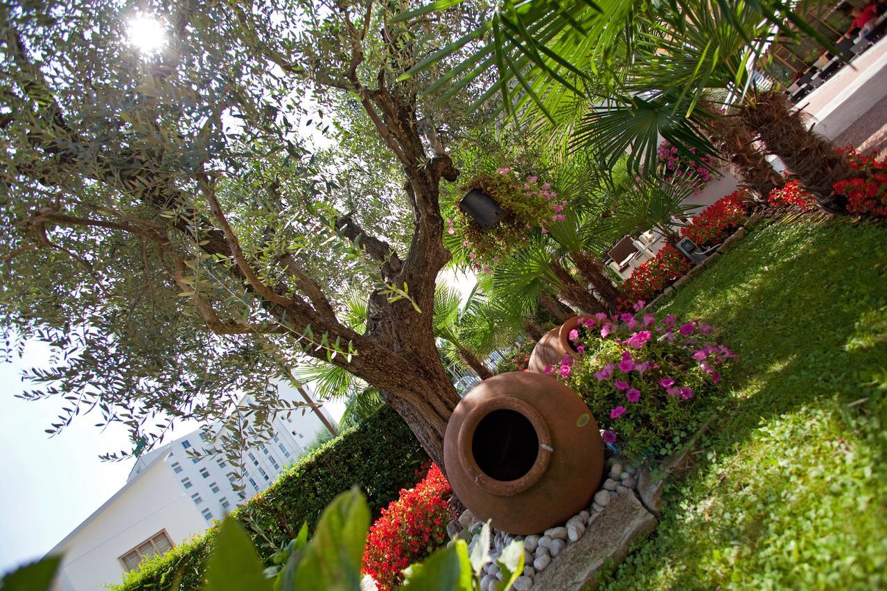 Hotel Terme Cristoforo อาบาโนแตร์เม ภายนอก รูปภาพ